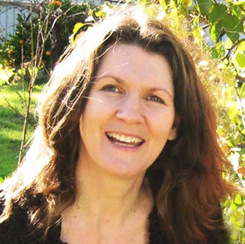 Robyn Ius